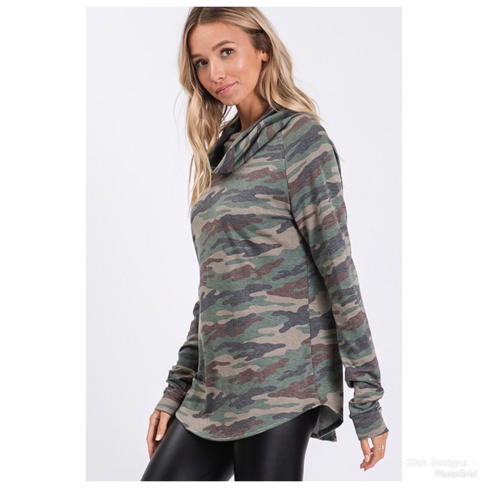 🛍LAST 1! Camo Rounded Hem Turtleneck Tunic! - Picture 4 of 4